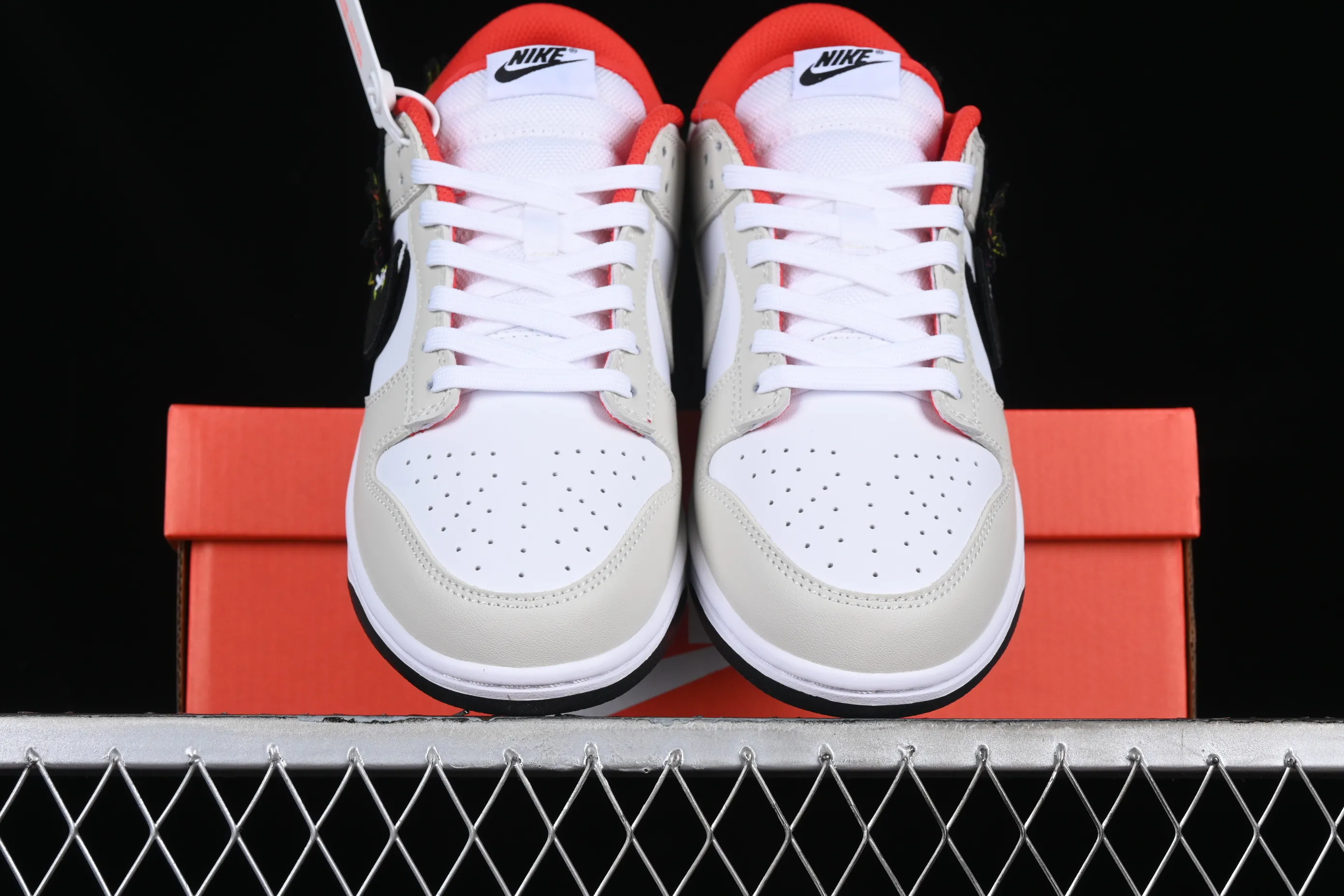 All categories Nk SB Dunk series Nk SB Dunk Low low-top sneakers Nk Dunk Low GS "Year of the Dragon" Year of the Dragon limited SB low-top casual sneakers FZ5528-101